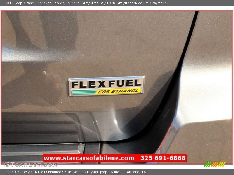 Mineral Gray Metallic / Dark Graystone/Medium Graystone 2011 Jeep Grand Cherokee Laredo