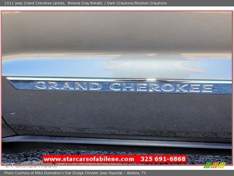 Mineral Gray Metallic / Dark Graystone/Medium Graystone 2011 Jeep Grand Cherokee Laredo