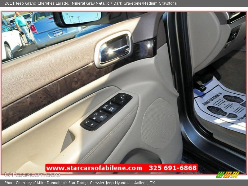 Mineral Gray Metallic / Dark Graystone/Medium Graystone 2011 Jeep Grand Cherokee Laredo