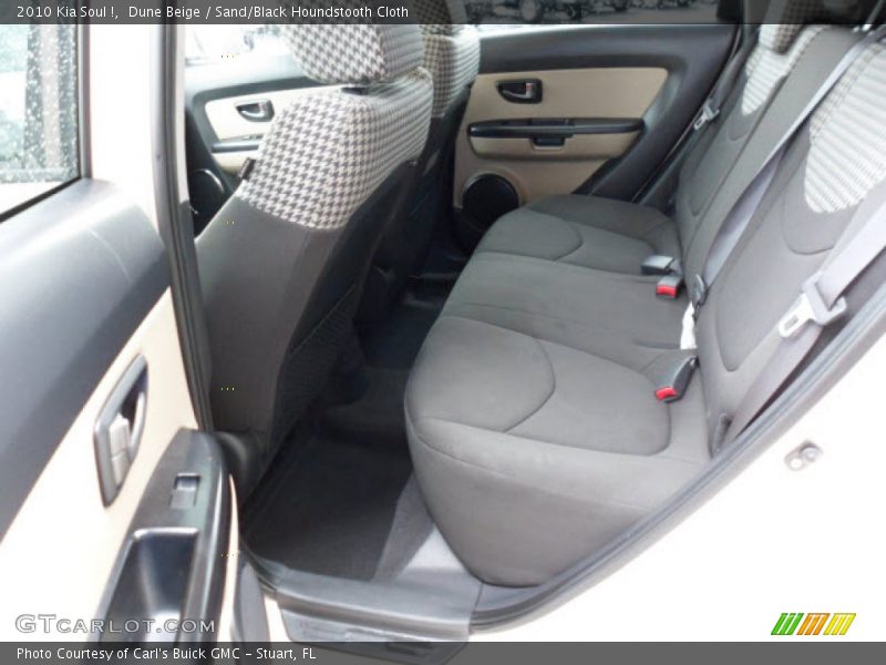 Dune Beige / Sand/Black Houndstooth Cloth 2010 Kia Soul !