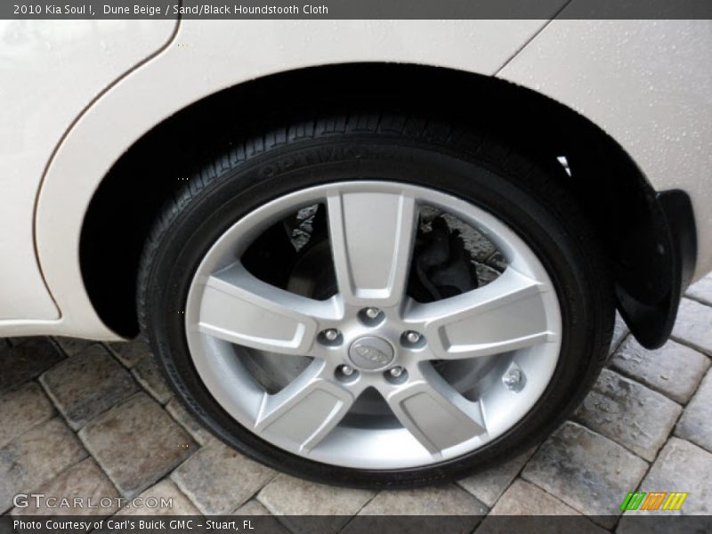 Dune Beige / Sand/Black Houndstooth Cloth 2010 Kia Soul !