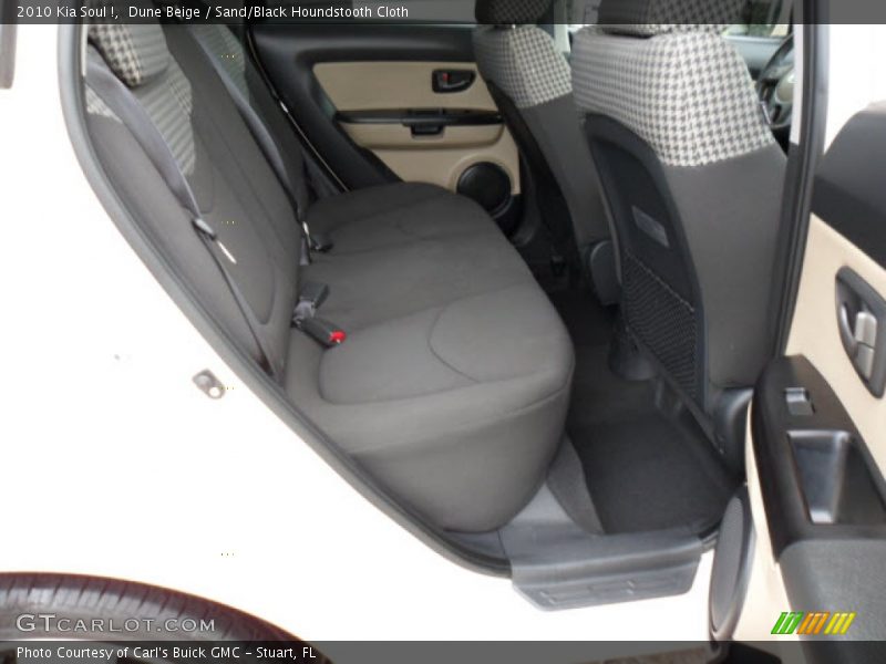 Dune Beige / Sand/Black Houndstooth Cloth 2010 Kia Soul !
