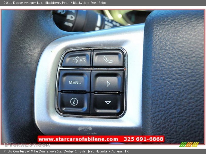 Blackberry Pearl / Black/Light Frost Beige 2011 Dodge Avenger Lux