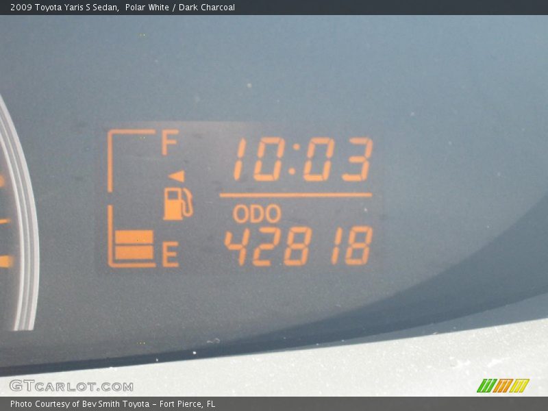 Polar White / Dark Charcoal 2009 Toyota Yaris S Sedan