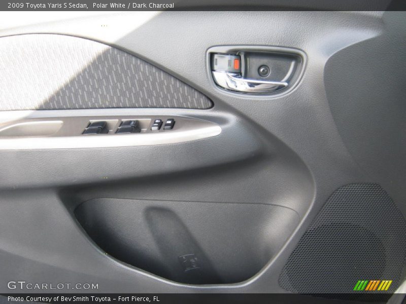 Polar White / Dark Charcoal 2009 Toyota Yaris S Sedan