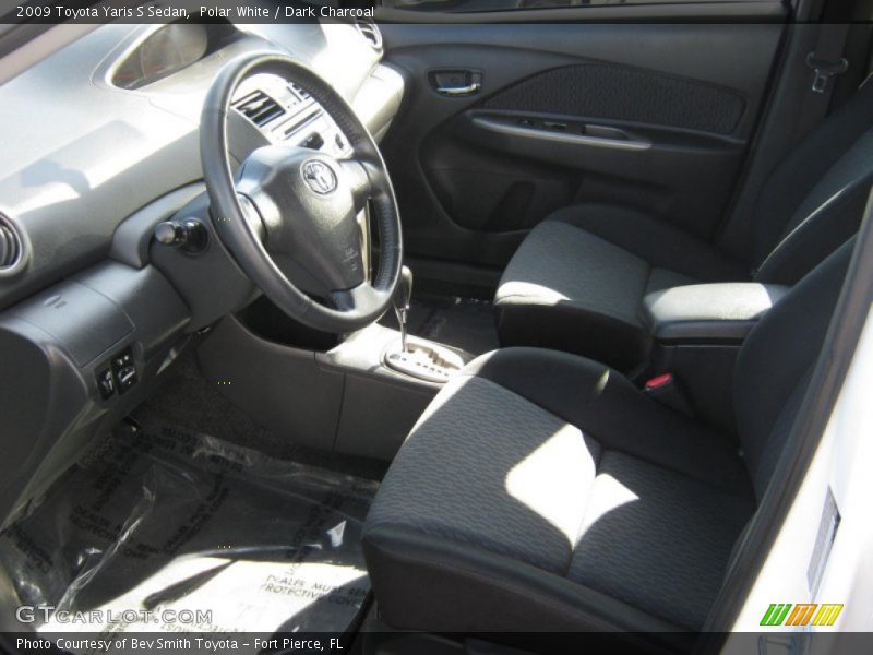 Polar White / Dark Charcoal 2009 Toyota Yaris S Sedan