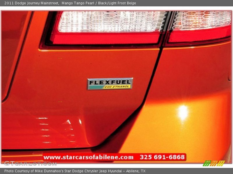 Mango Tango Pearl / Black/Light Frost Beige 2011 Dodge Journey Mainstreet