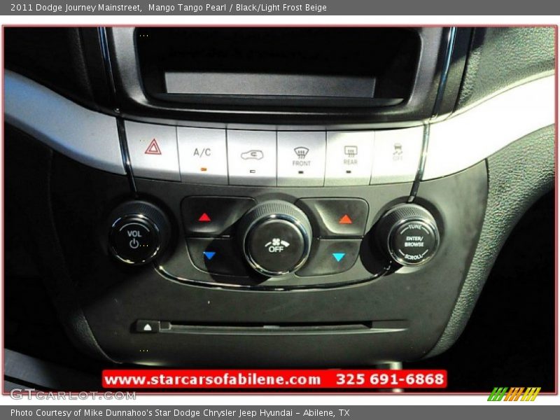 Mango Tango Pearl / Black/Light Frost Beige 2011 Dodge Journey Mainstreet