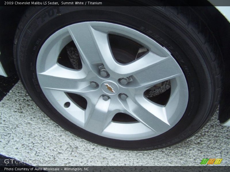 Summit White / Titanium 2009 Chevrolet Malibu LS Sedan