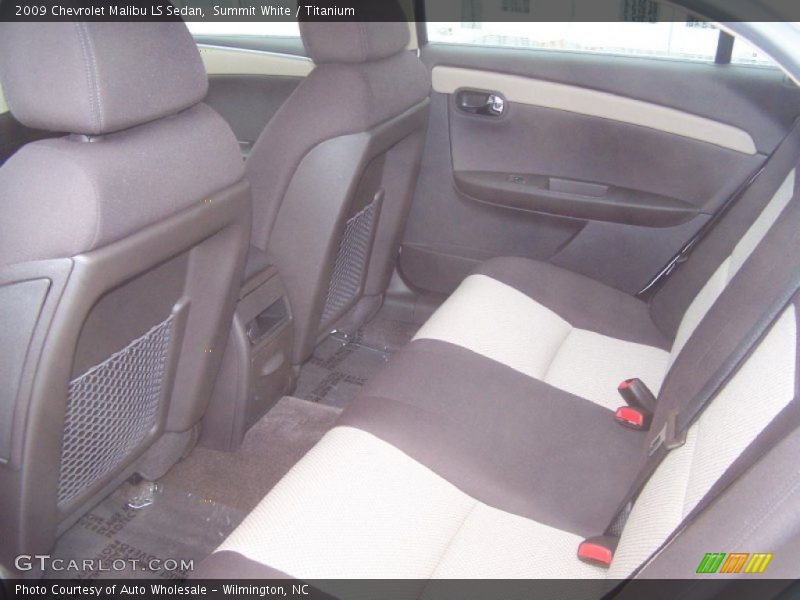Summit White / Titanium 2009 Chevrolet Malibu LS Sedan