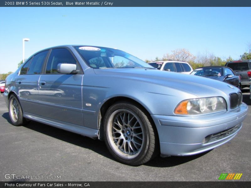 Front 3/4 View of 2003 5 Series 530i Sedan