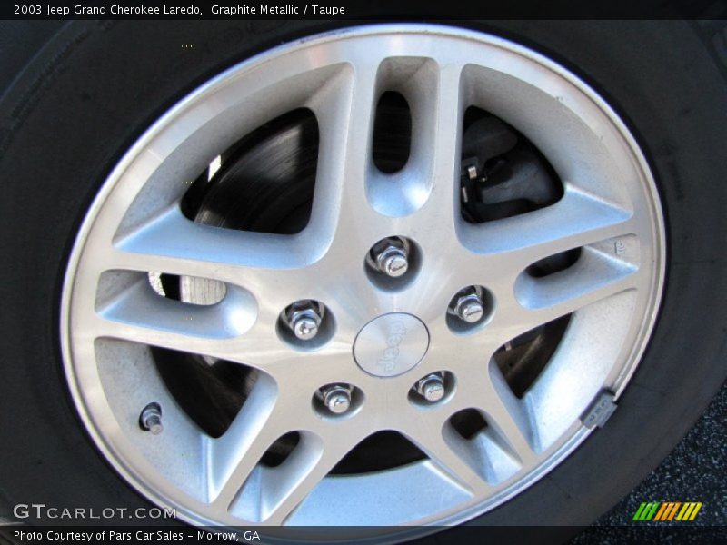  2003 Grand Cherokee Laredo Wheel