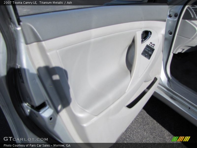Titanium Metallic / Ash 2007 Toyota Camry LE