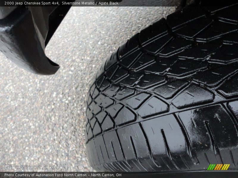 Silverstone Metallic / Agate Black 2000 Jeep Cherokee Sport 4x4