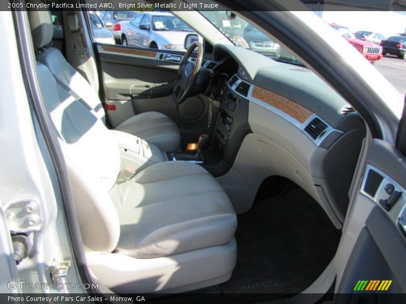 Bright Silver Metallic / Light Taupe 2005 Chrysler Pacifica Limited AWD