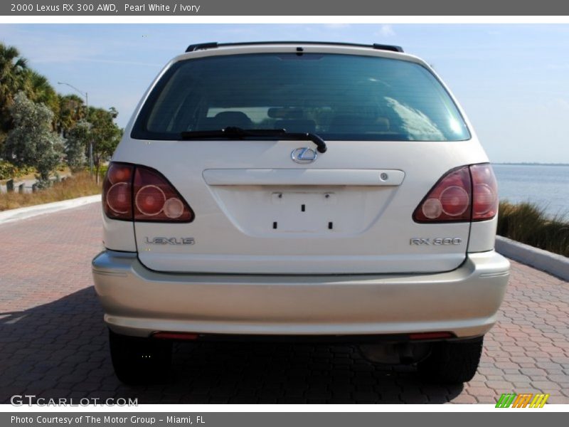 Pearl White / Ivory 2000 Lexus RX 300 AWD