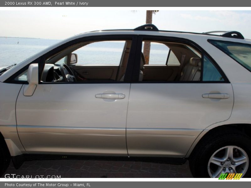 Pearl White / Ivory 2000 Lexus RX 300 AWD