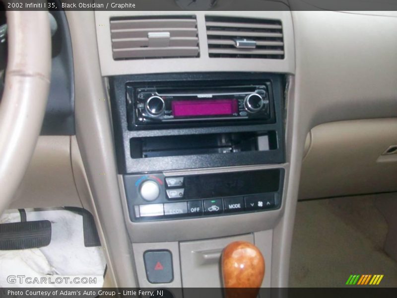 Black Obsidian / Graphite 2002 Infiniti I 35