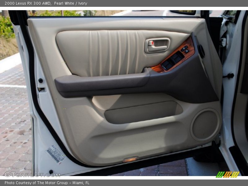 Pearl White / Ivory 2000 Lexus RX 300 AWD