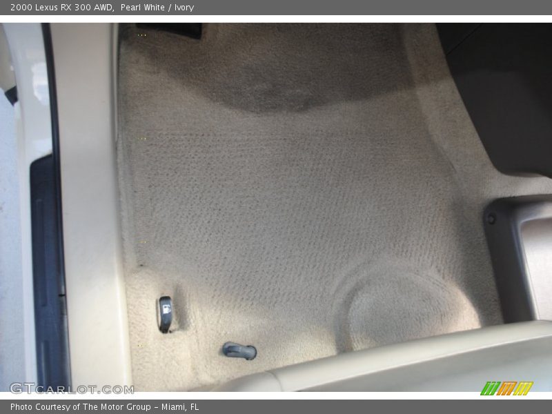 Pearl White / Ivory 2000 Lexus RX 300 AWD