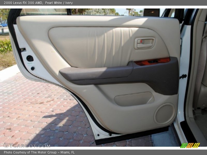 Pearl White / Ivory 2000 Lexus RX 300 AWD