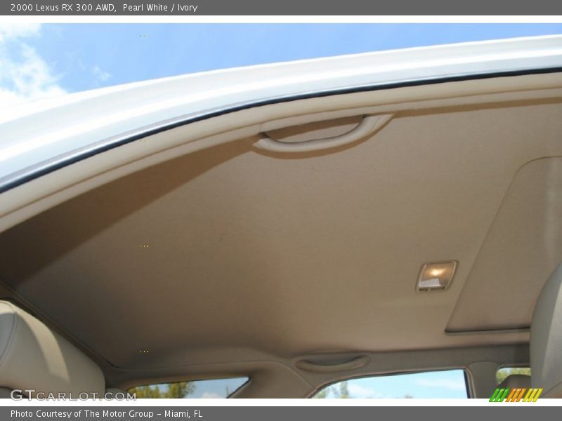 Pearl White / Ivory 2000 Lexus RX 300 AWD