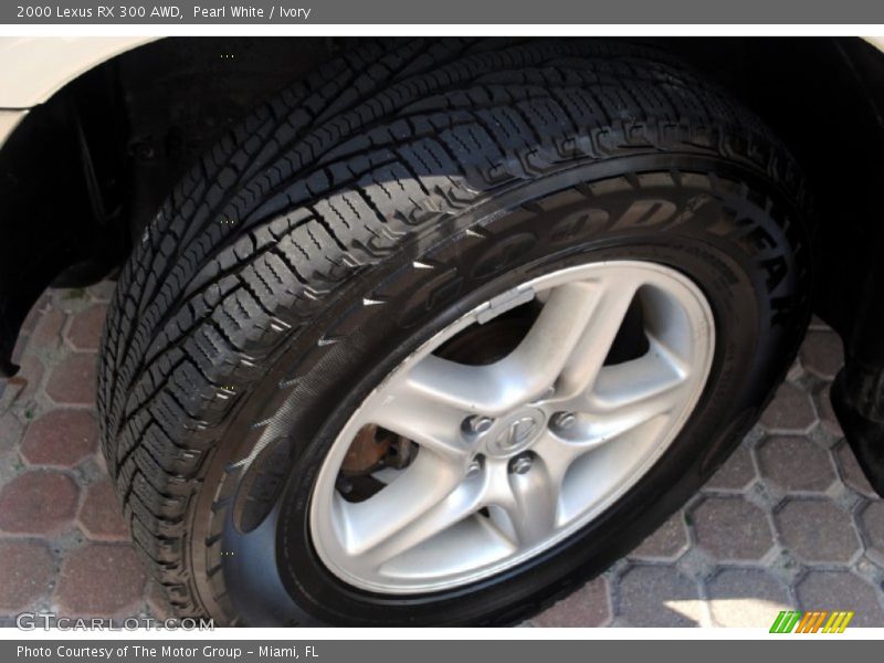 Pearl White / Ivory 2000 Lexus RX 300 AWD