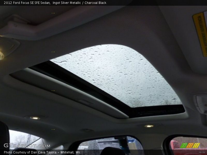 Ingot Silver Metallic / Charcoal Black 2012 Ford Focus SE SFE Sedan