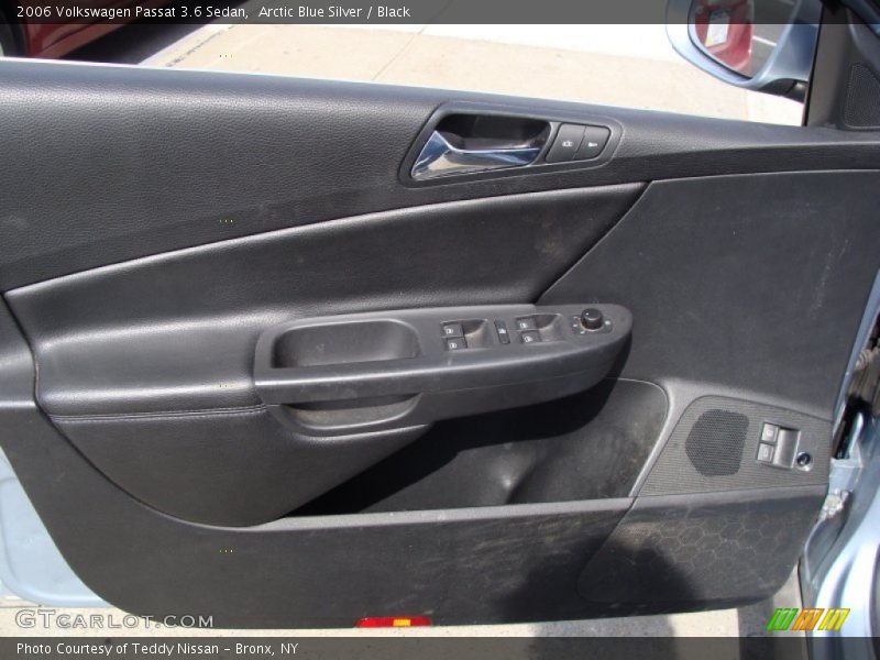 Arctic Blue Silver / Black 2006 Volkswagen Passat 3.6 Sedan