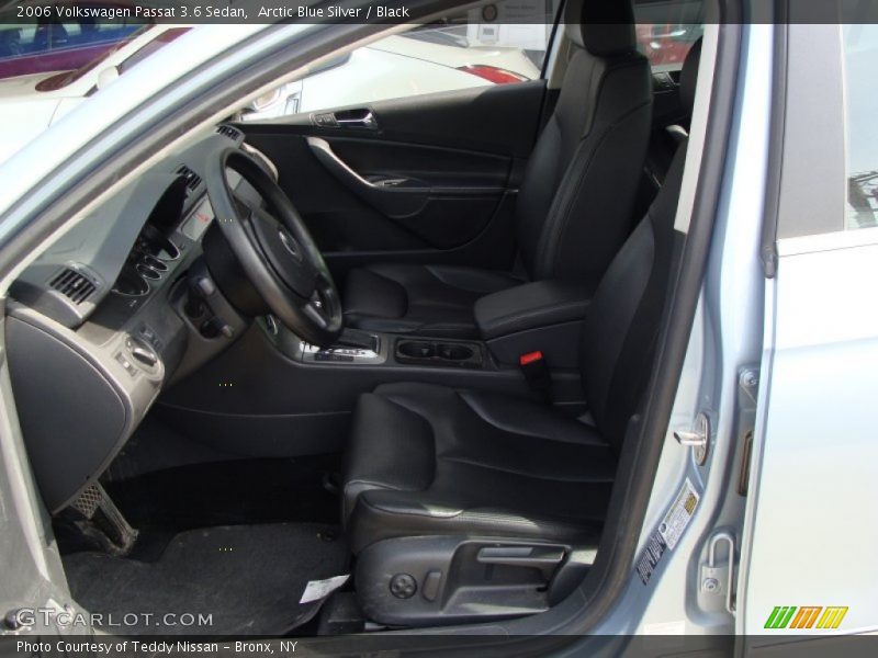 Arctic Blue Silver / Black 2006 Volkswagen Passat 3.6 Sedan