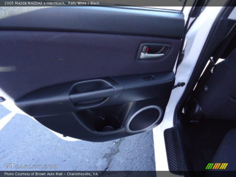 Rally White / Black 2005 Mazda MAZDA3 s Hatchback