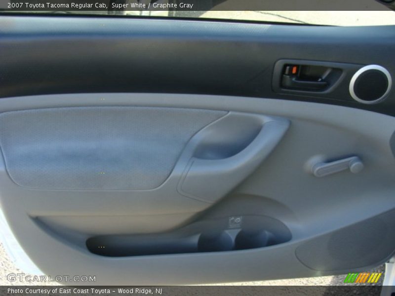 Super White / Graphite Gray 2007 Toyota Tacoma Regular Cab