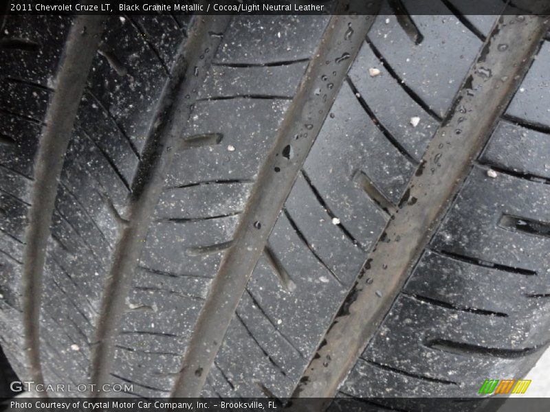 Black Granite Metallic / Cocoa/Light Neutral Leather 2011 Chevrolet Cruze LT