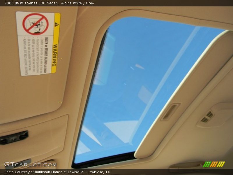 Alpine White / Grey 2005 BMW 3 Series 330i Sedan