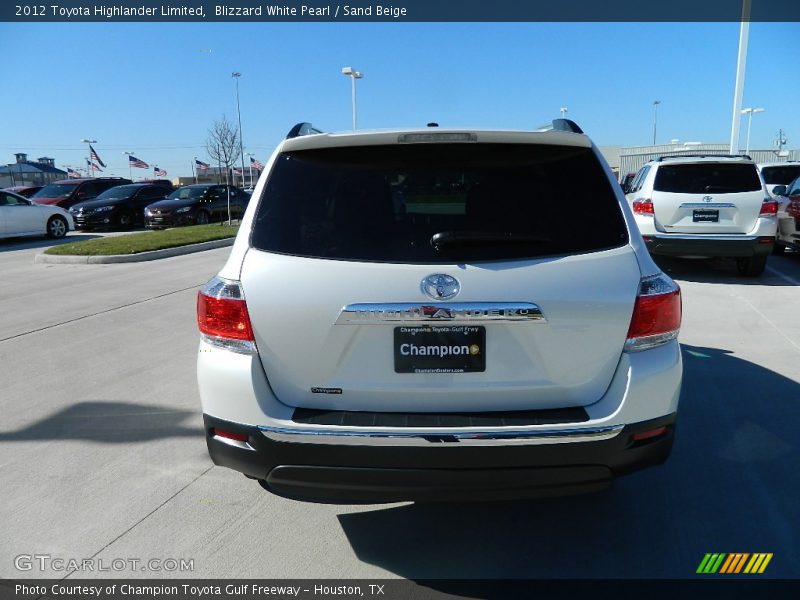 Blizzard White Pearl / Sand Beige 2012 Toyota Highlander Limited