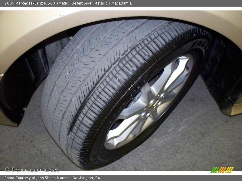 Desert Silver Metallic / Macadamia 2006 Mercedes-Benz R 500 4Matic