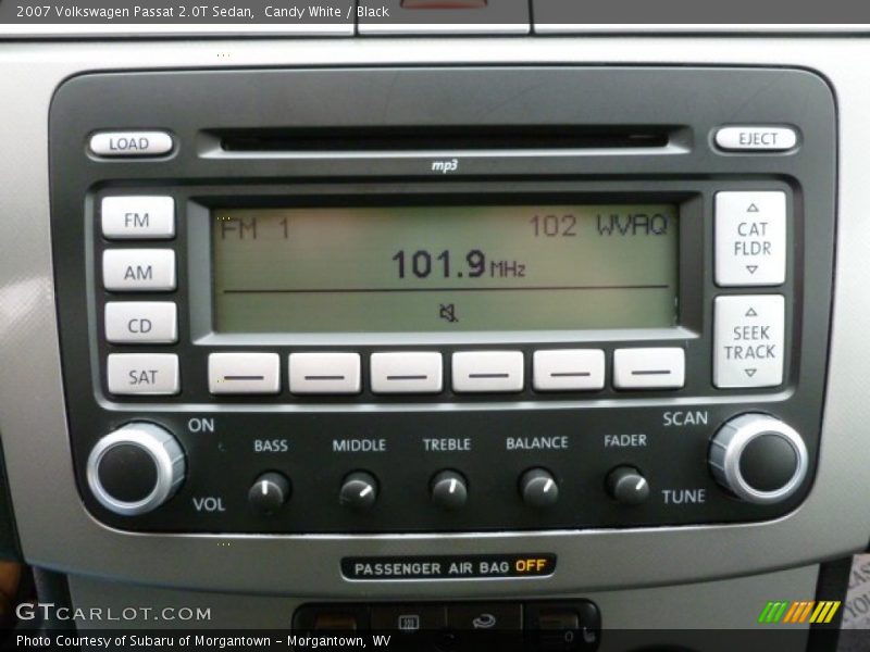 Candy White / Black 2007 Volkswagen Passat 2.0T Sedan