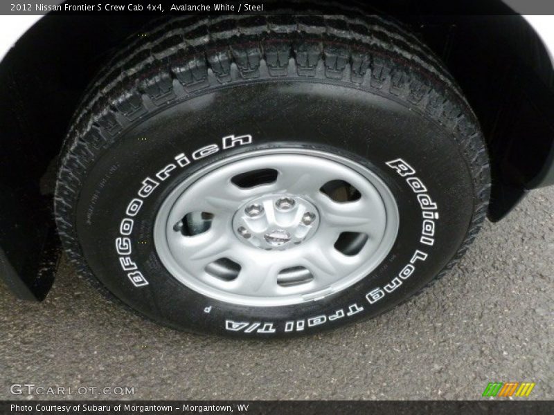 Avalanche White / Steel 2012 Nissan Frontier S Crew Cab 4x4