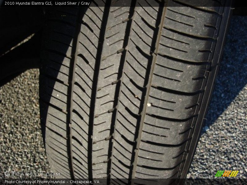 Liquid Silver / Gray 2010 Hyundai Elantra GLS