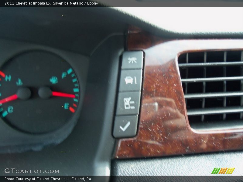 Silver Ice Metallic / Ebony 2011 Chevrolet Impala LS
