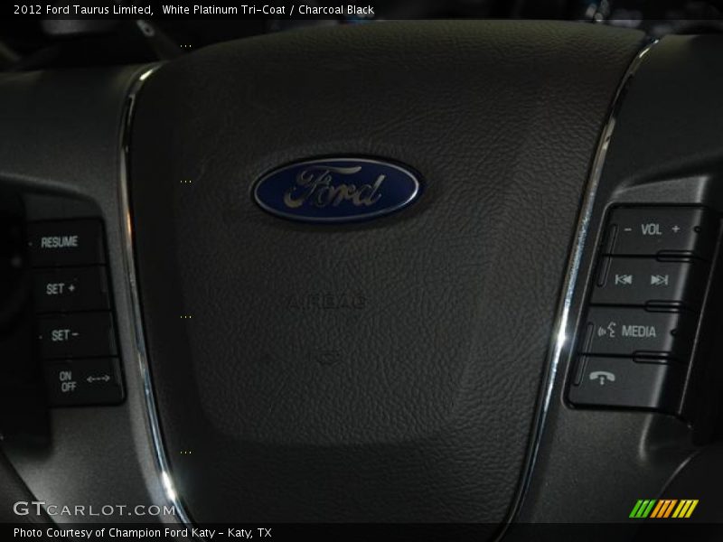 White Platinum Tri-Coat / Charcoal Black 2012 Ford Taurus Limited