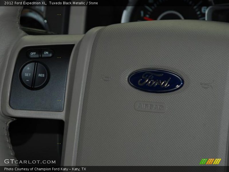 Tuxedo Black Metallic / Stone 2012 Ford Expedition XL