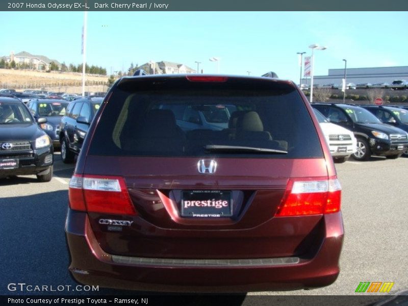 Dark Cherry Pearl / Ivory 2007 Honda Odyssey EX-L
