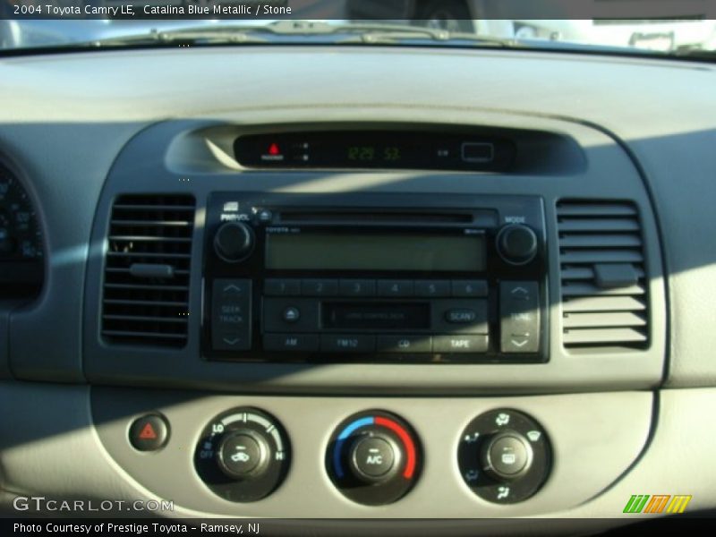 Catalina Blue Metallic / Stone 2004 Toyota Camry LE