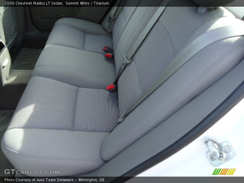 Summit White / Titanium 2009 Chevrolet Malibu LT Sedan