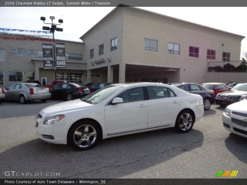 Summit White / Titanium 2009 Chevrolet Malibu LT Sedan