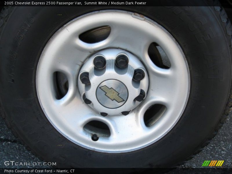 Summit White / Medium Dark Pewter 2005 Chevrolet Express 2500 Passenger Van