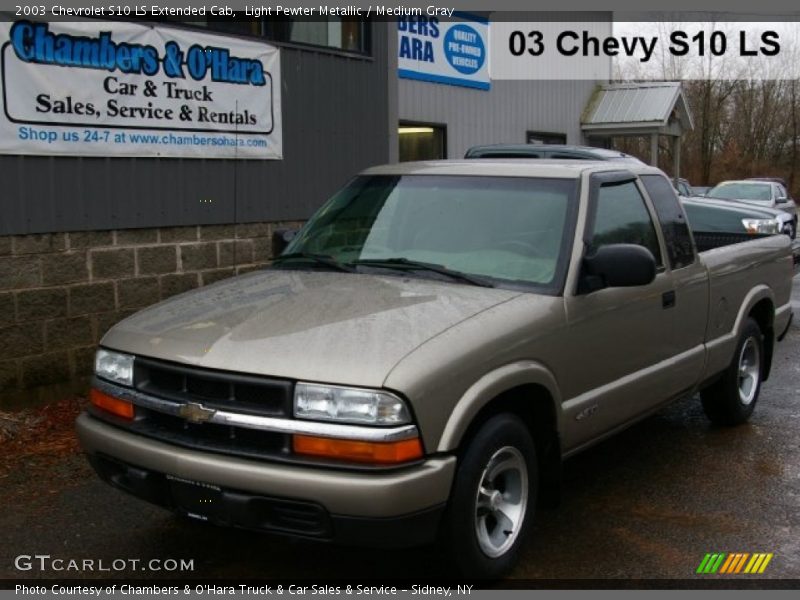 Light Pewter Metallic / Medium Gray 2003 Chevrolet S10 LS Extended Cab