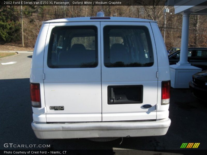 Oxford White / Medium Graphite 2002 Ford E Series Van E150 XL Passenger