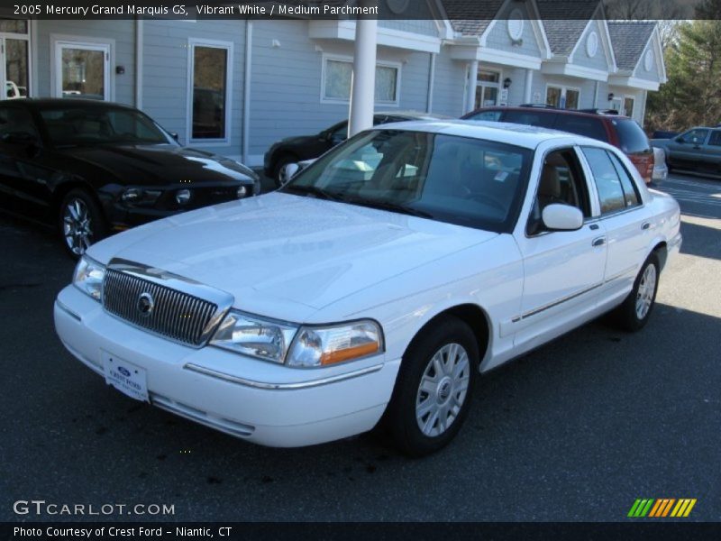 Vibrant White / Medium Parchment 2005 Mercury Grand Marquis GS